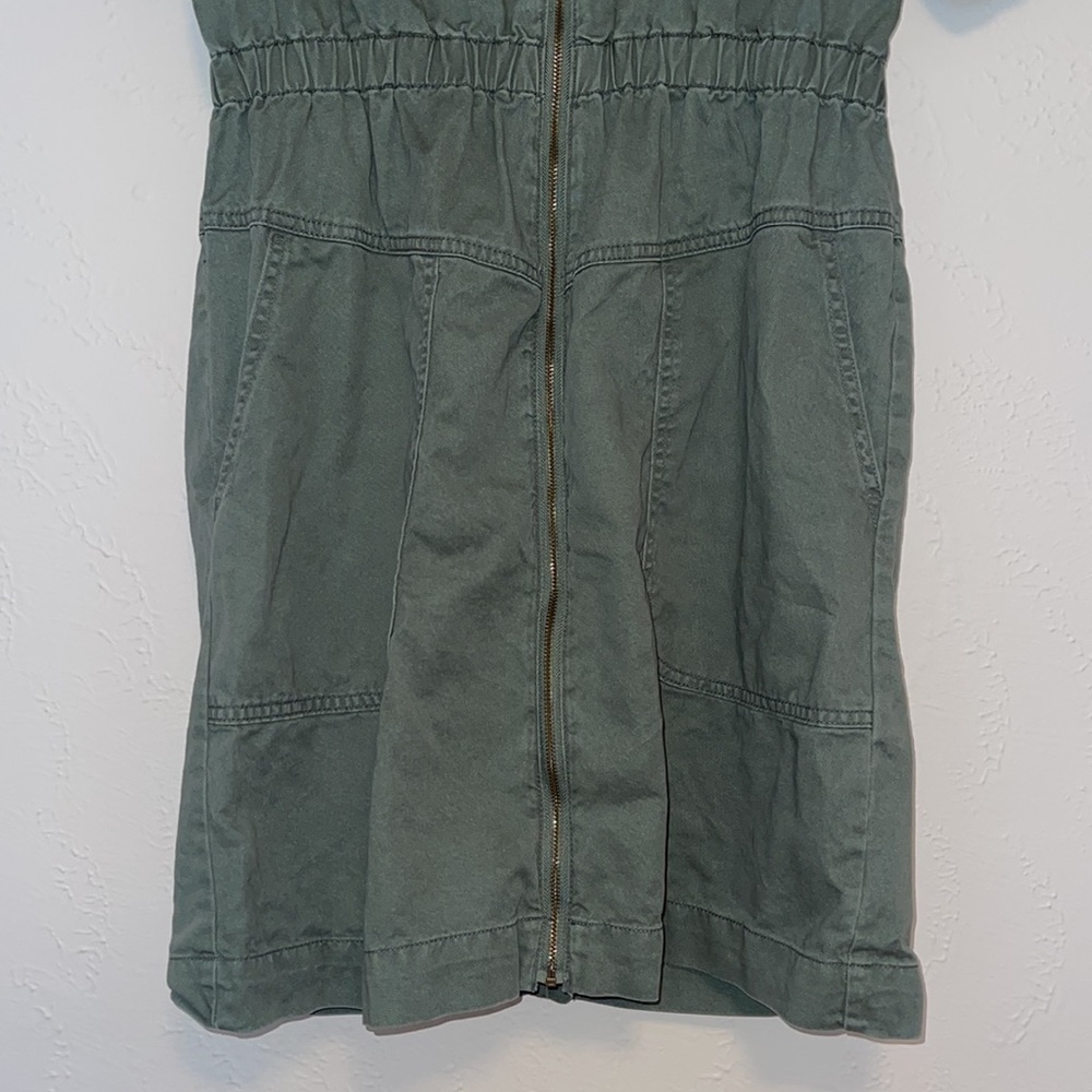 Universal Thread Dress - Picture 2 of 8